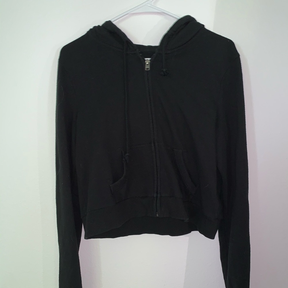 Black crop zip up hoodie.